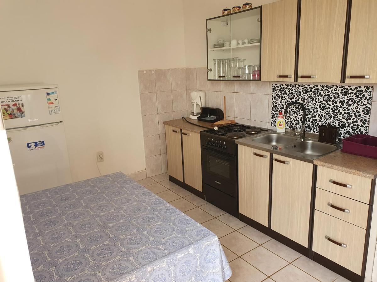 شقة مالينسكا  في Apartman Meg المظهر الخارجي الصورة